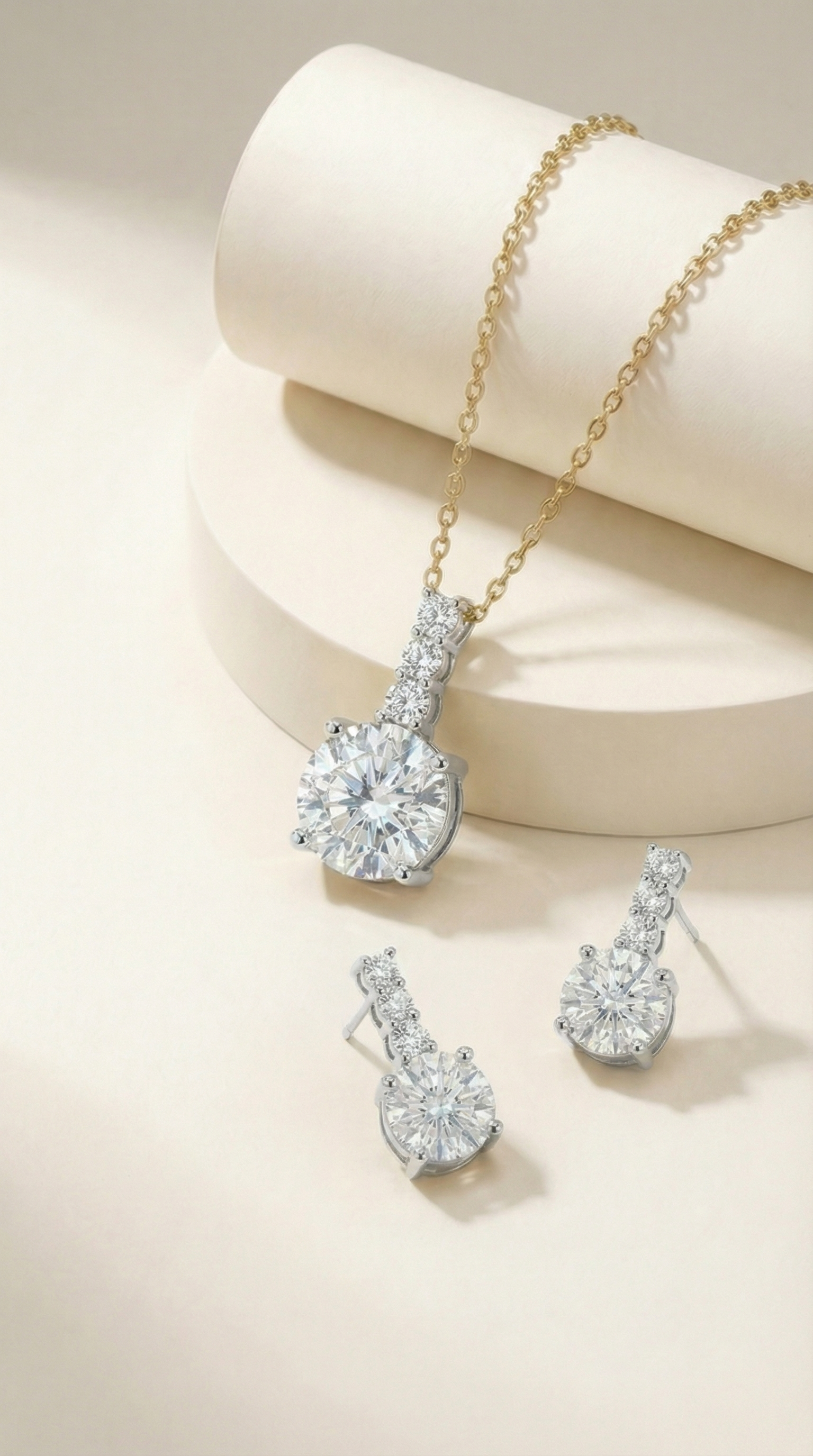 One & Only Pendant Set