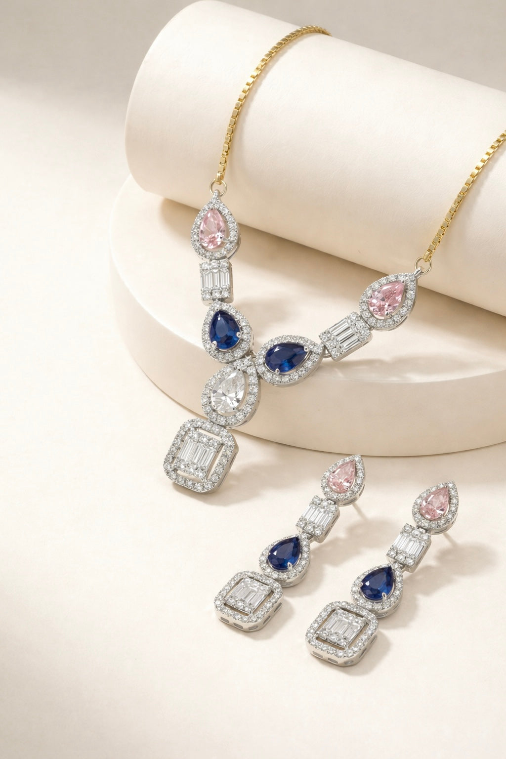 Twilight Statement Pendant Set