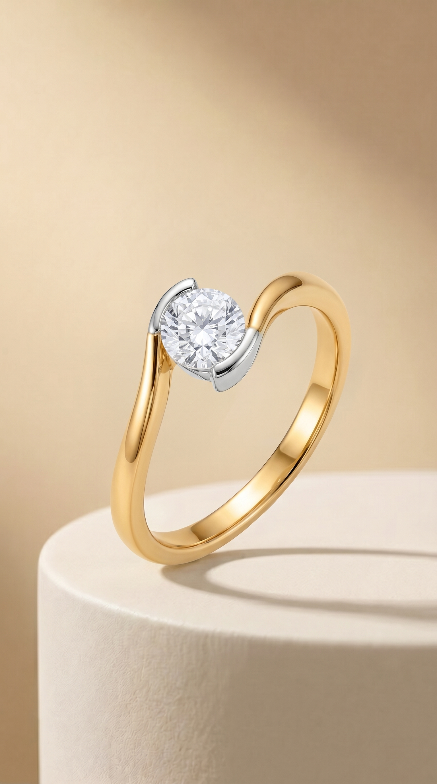 Embracing Hearts classic Ring