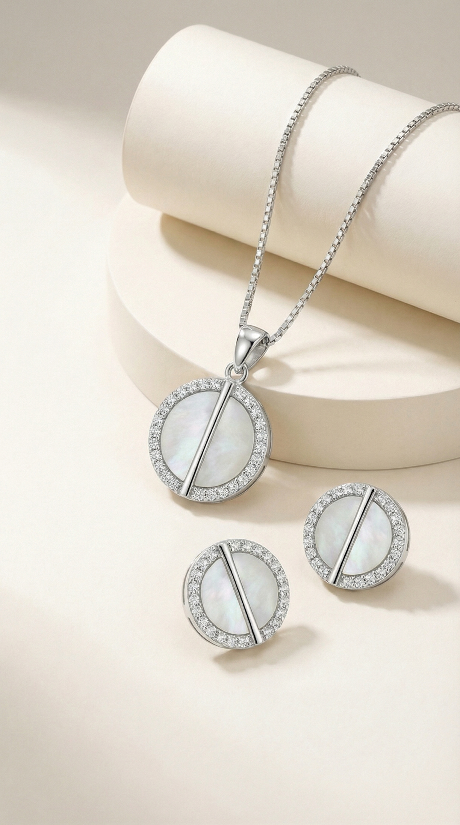 Circle of Light Pendant Set