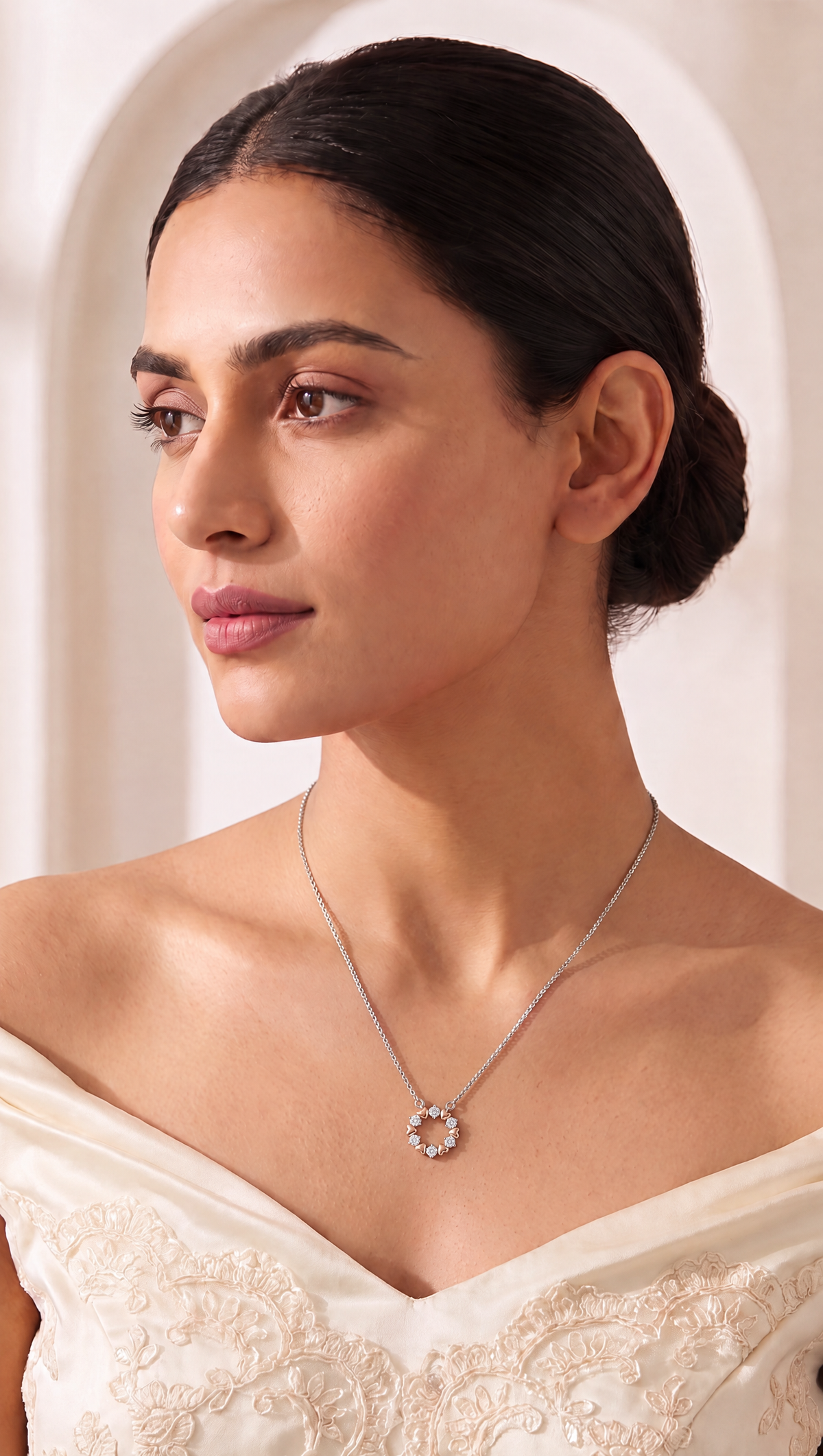 Circle of Endless Hearts Necklace