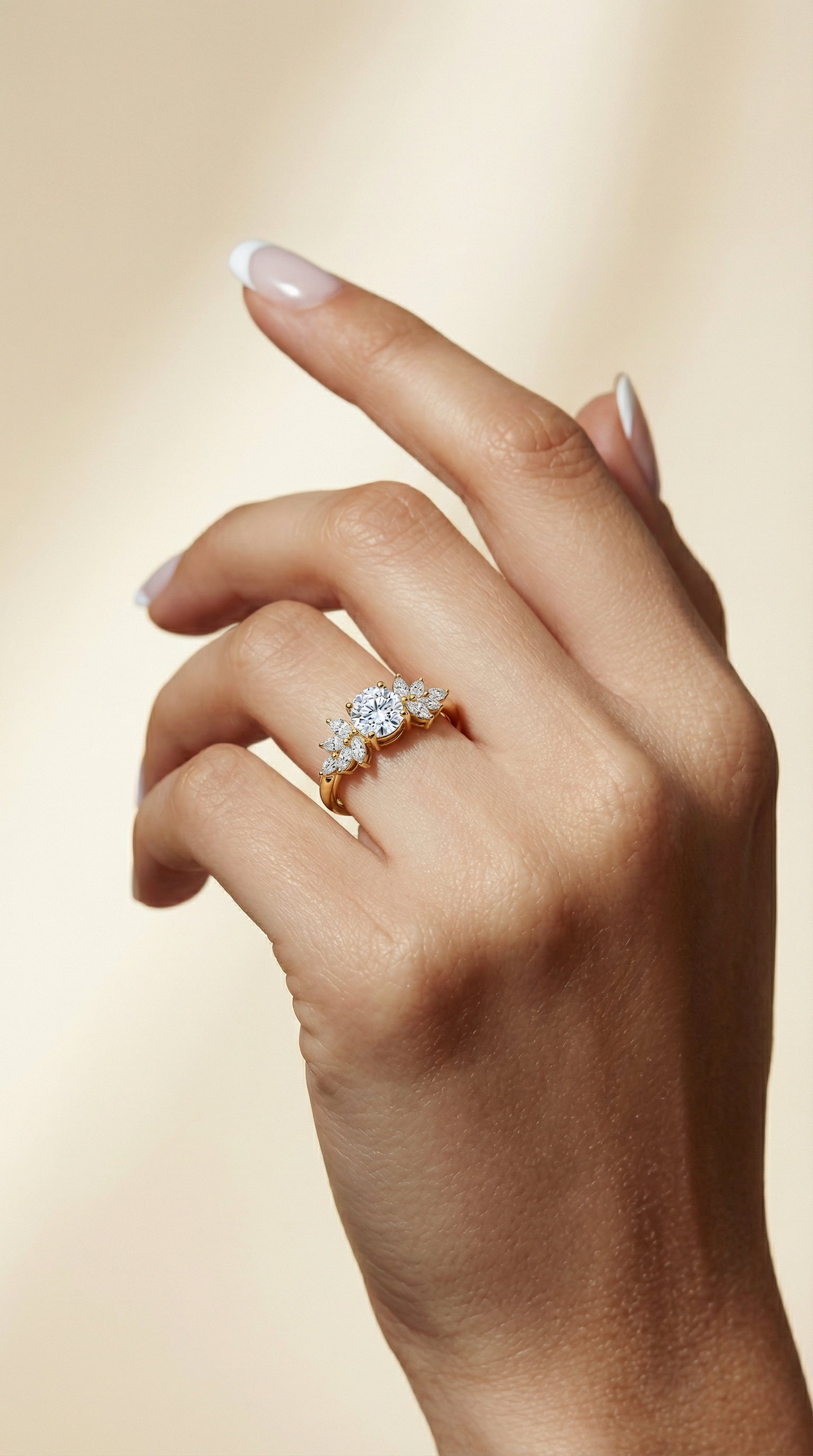 Gardenia Evergreen Solitaire Ring