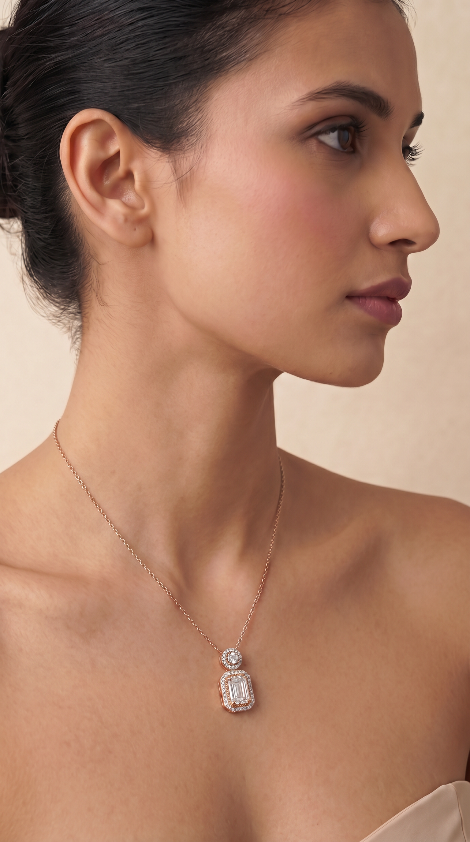 Timeless Frame Necklace