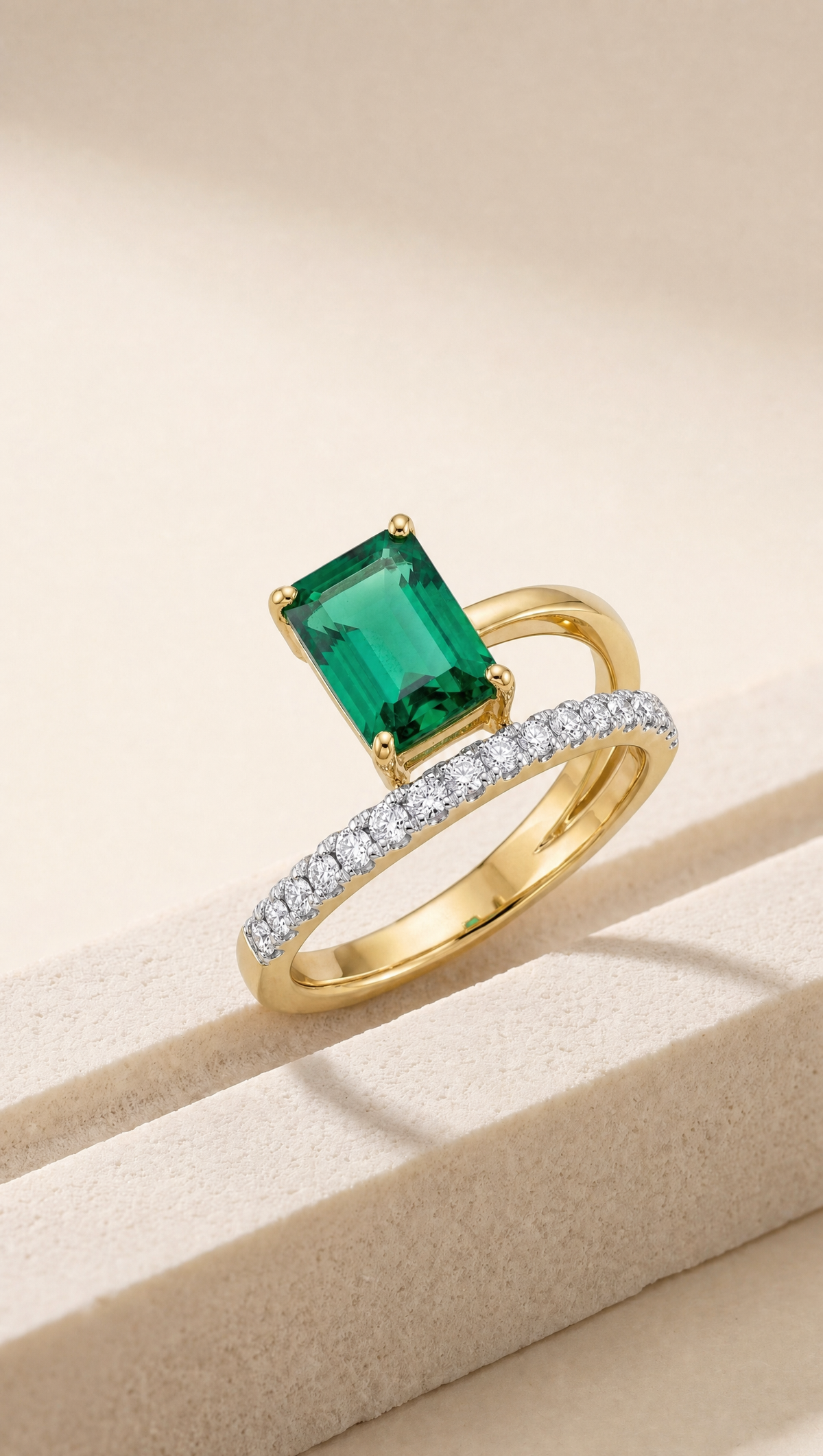 Emerald Allure Dual Statement Band