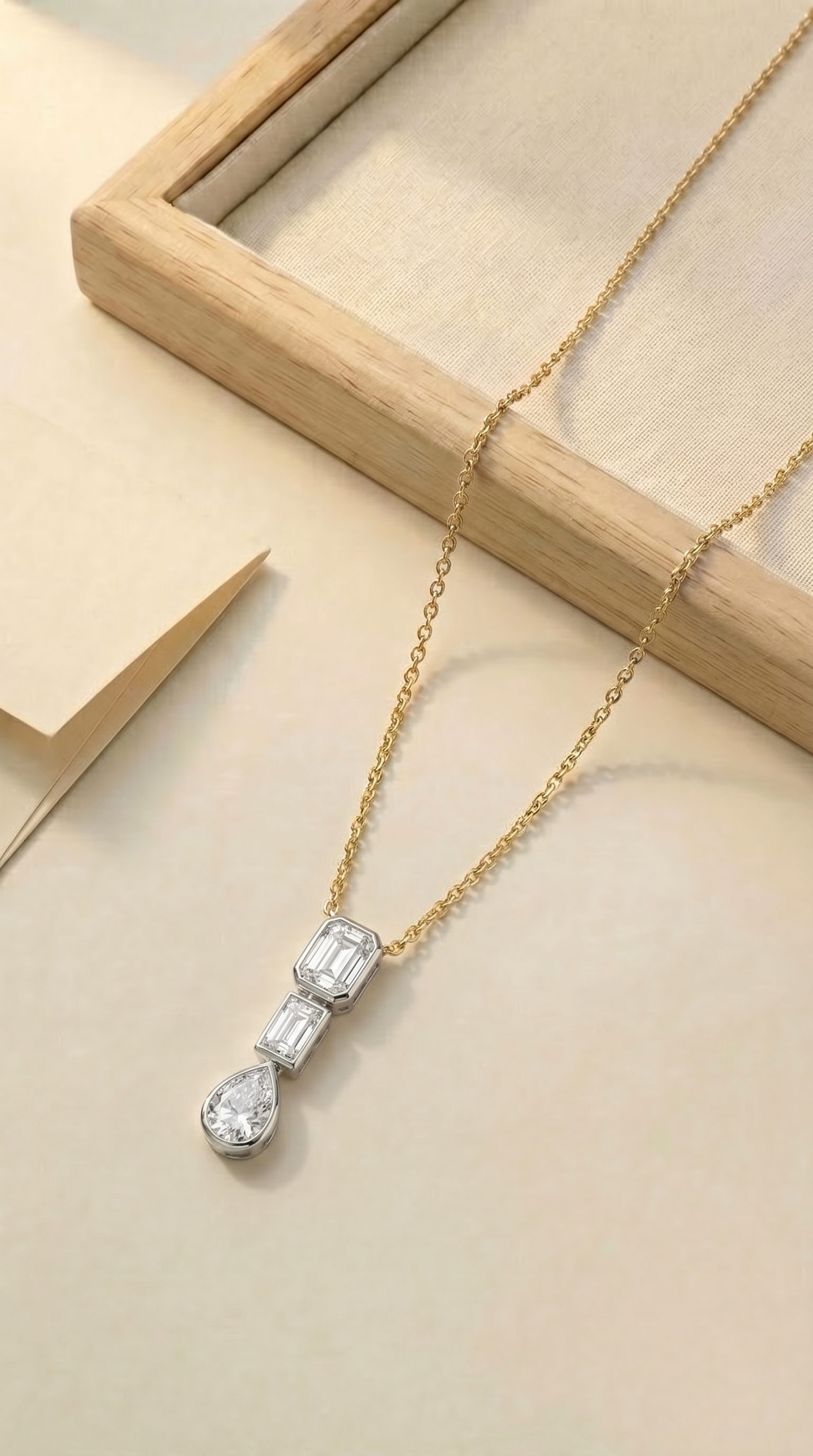 Linear Elegance Necklace